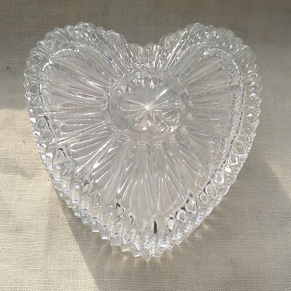 Vintage Trinket Boxes, Glass Heart, Bohemian Hexagon with lots of Bling - Picture 4 of 9